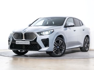Fotos de BMW iX2 eDrive20 color Gris. Año 2025. 150KW(204CV). Eléctrico. En concesionario Oliva Motor Tarragona de Tarragona