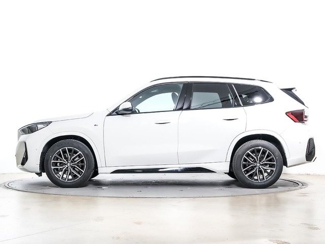 BMW X1 sDrive18d color Blanco. Año 2025. 110KW(150CV). Diésel. En concesionario Oliva Motor Tarragona de Tarragona