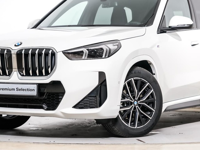 BMW X1 sDrive18d color Blanco. Año 2025. 110KW(150CV). Diésel. En concesionario Oliva Motor Tarragona de Tarragona