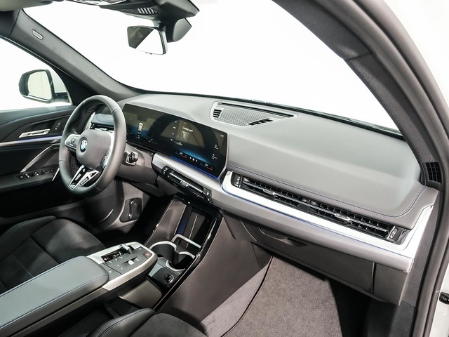 BMW X1 sDrive18d color Blanco. Año 2025. 110KW(150CV). Diésel. En concesionario Oliva Motor Tarragona de Tarragona