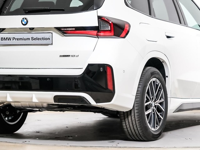 BMW X1 sDrive18d color Blanco. Año 2025. 110KW(150CV). Diésel. En concesionario Oliva Motor Tarragona de Tarragona