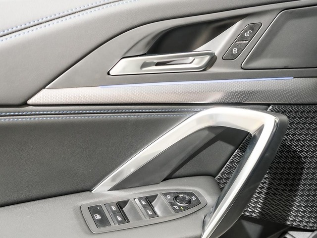 BMW X1 sDrive18d color Blanco. Año 2025. 110KW(150CV). Diésel. En concesionario Oliva Motor Tarragona de Tarragona