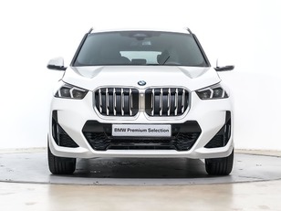 Fotos de BMW X1 sDrive18d color Blanco. Año 2025. 110KW(150CV). Diésel. En concesionario Oliva Motor Tarragona de Tarragona