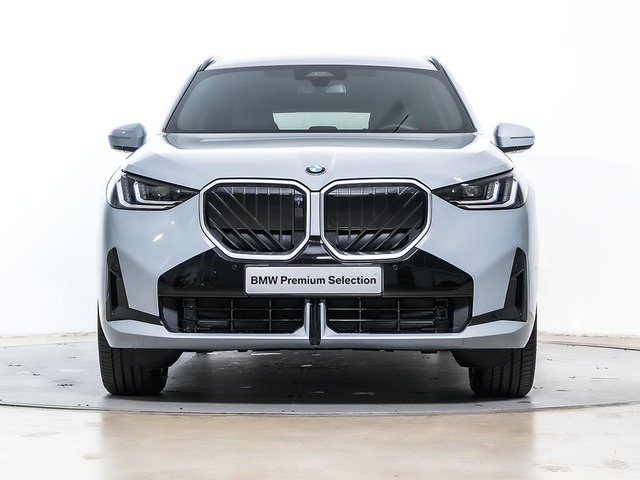 BMW X3 xDrive20d color Gris. Año 2025. 145KW(197CV). Diésel. En concesionario Oliva Motor Tarragona de Tarragona