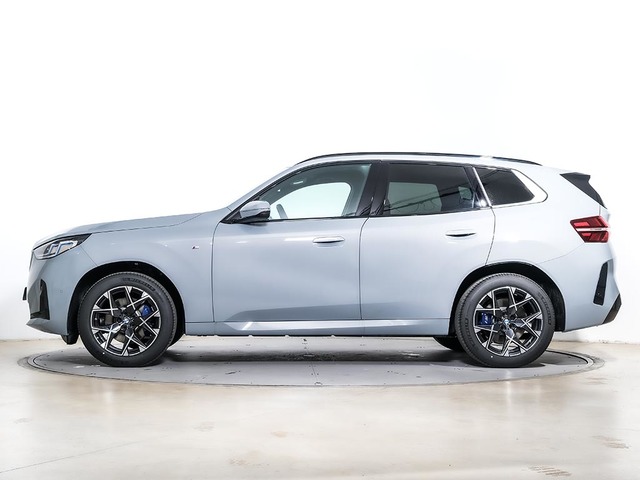 BMW X3 xDrive20d color Gris. Año 2025. 145KW(197CV). Diésel. En concesionario Oliva Motor Tarragona de Tarragona