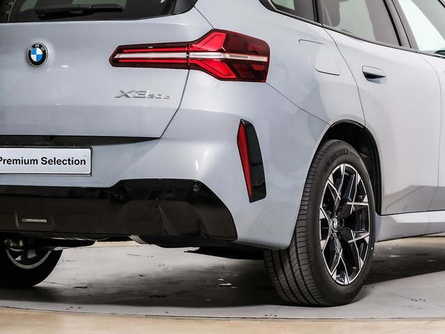 BMW X3 xDrive20d color Gris. Año 2025. 145KW(197CV). Diésel. En concesionario Oliva Motor Tarragona de Tarragona