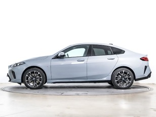 Fotos de BMW Serie 2 218d Gran Coupe color Gris. Año 2025. 110KW(150CV). Diésel. En concesionario Oliva Motor Tarragona de Tarragona