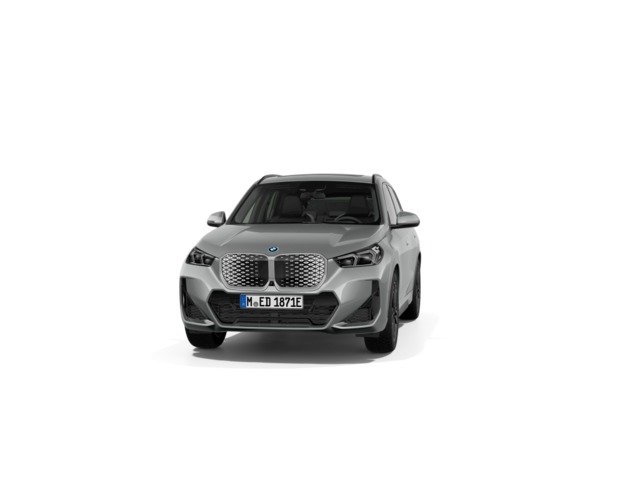 BMW iX1 eDrive20 color Gris Plata. Año 2025. 150KW(204CV). Eléctrico. En concesionario Oliva Motor Tarragona de Tarragona