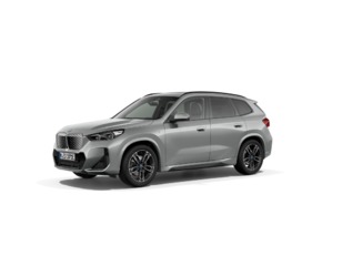 Fotos de BMW iX1 eDrive20 color Gris Plata. Año 2025. 150KW(204CV). Eléctrico. En concesionario Oliva Motor Tarragona de Tarragona