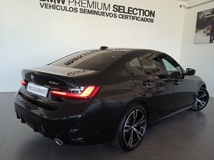 BMW Serie 3 318d color Negro. Año 2024. 110KW(150CV). Diésel. En concesionario ALBAMOCION CIUDAD REAL  de Ciudad Real
