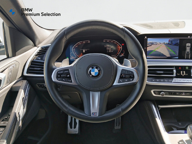 BMW X6 xDrive30d color Blanco. Año 2021. 210KW(286CV). Diésel. En concesionario Adler Motor S.L. TOLEDO de Toledo