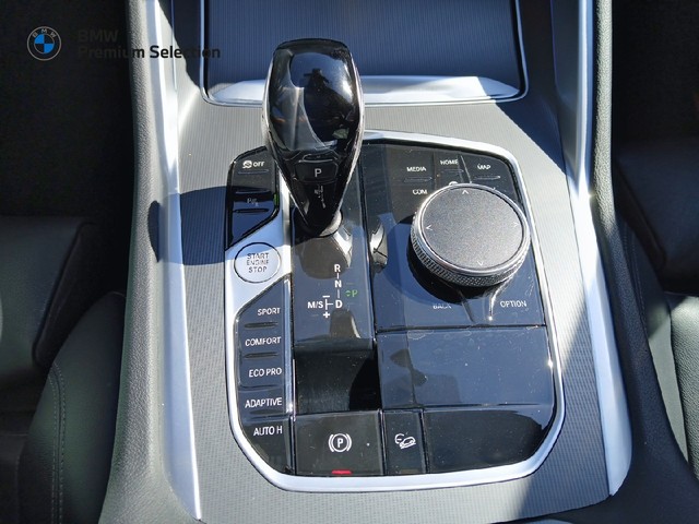 BMW X6 xDrive30d color Blanco. Año 2021. 210KW(286CV). Diésel. En concesionario Adler Motor S.L. TOLEDO de Toledo