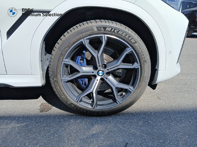 BMW X6 xDrive30d color Blanco. Año 2021. 210KW(286CV). Diésel. En concesionario Adler Motor S.L. TOLEDO de Toledo