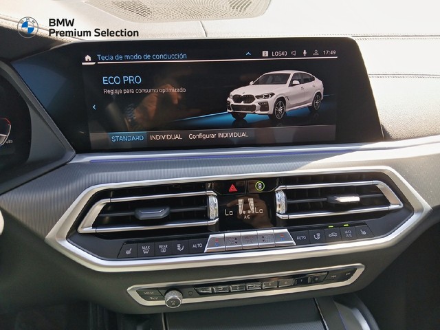 BMW X6 xDrive30d color Blanco. Año 2021. 210KW(286CV). Diésel. En concesionario Adler Motor S.L. TOLEDO de Toledo