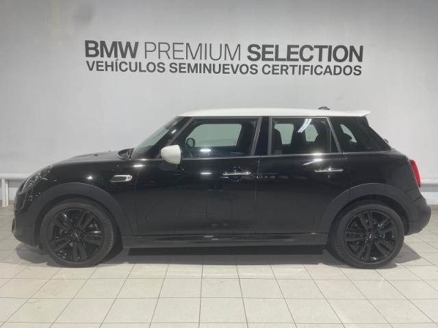 fotoG 2 del MINI MINI 5 Puertas Cooper 100 kW (136 CV) 136cv Gasolina del 2020 en Alicante