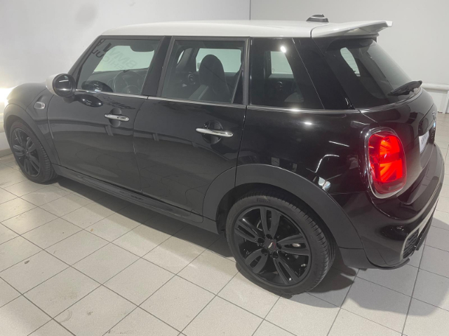 fotoG 11 del MINI MINI 5 Puertas Cooper 100 kW (136 CV) 136cv Gasolina del 2020 en Alicante