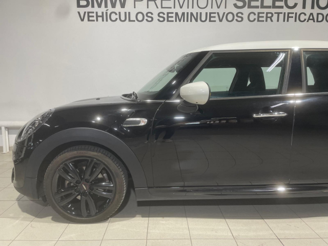 fotoG 12 del MINI MINI 5 Puertas Cooper 100 kW (136 CV) 136cv Gasolina del 2020 en Alicante