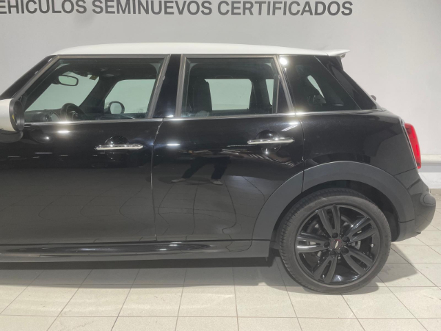 fotoG 13 del MINI MINI 5 Puertas Cooper 100 kW (136 CV) 136cv Gasolina del 2020 en Alicante