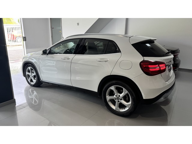 Mercedes-Benz GLA 200 d 100 kW (136 CV)
