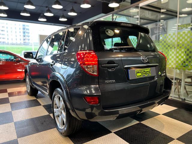Toyota Rav4 2.2 D-4D XR 130 kW (177 CV)