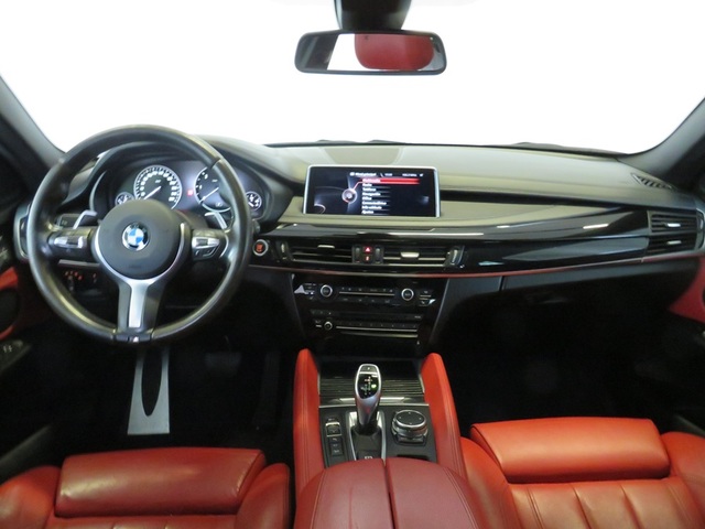 BMW X6 xDrive40d color Blanco. Año 2016. 230KW(313CV). Diésel. En concesionario Lugauto S.A. de Lugo