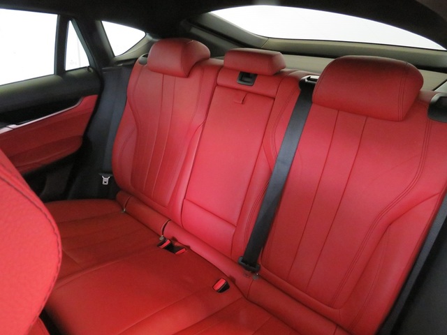BMW X6 xDrive40d color Blanco. Año 2016. 230KW(313CV). Diésel. En concesionario Lugauto S.A. de Lugo
