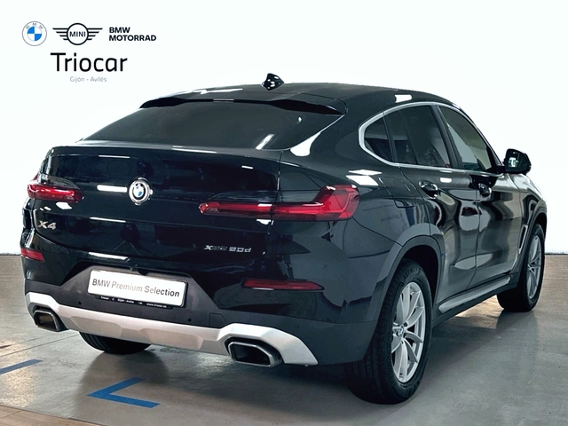 BMW X4 xDrive20d color Negro. Año 2023. 140KW(190CV). Diésel. En concesionario Triocar Gijón (Bmw y Mini) de Asturias