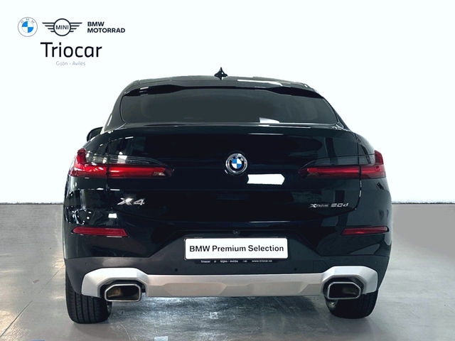 BMW X4 xDrive20d color Negro. Año 2023. 140KW(190CV). Diésel. En concesionario Triocar Gijón (Bmw y Mini) de Asturias