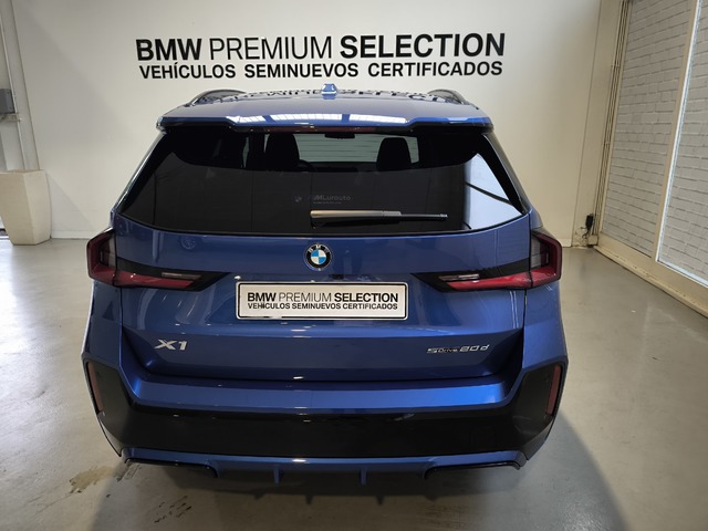 BMW X1 sDrive20d color Azul. Año 2024. 120KW(163CV). Diésel. En concesionario Lurauto Gipuzkoa de Guipuzcoa