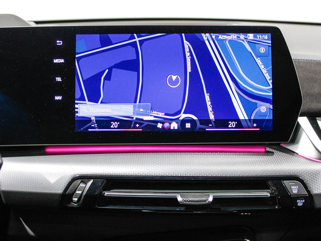 BMW iX2 xDrive30 color Negro. Año 2025. 230KW(313CV). Eléctrico. En concesionario Barcelona Premium -- GRAN VIA de Barcelona