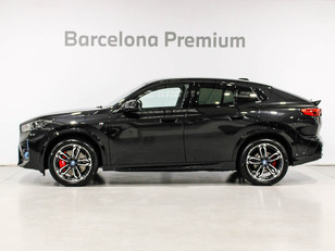 Fotos de BMW iX2 xDrive30 color Negro. Año 2025. 230KW(313CV). Eléctrico. En concesionario Barcelona Premium -- GRAN VIA de Barcelona
