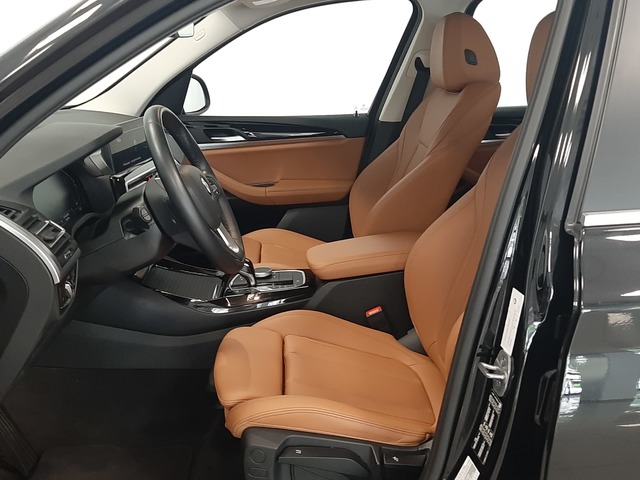 BMW X3 sDrive18d color Negro. Año 2023. 110KW(150CV). Diésel. En concesionario Automoviles Bertolin S.L. de Valencia