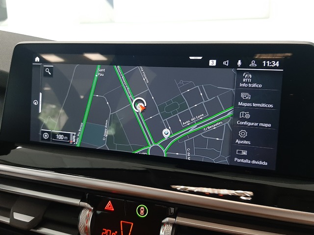 BMW X3 sDrive18d color Negro. Año 2023. 110KW(150CV). Diésel. En concesionario Automoviles Bertolin S.L. de Valencia