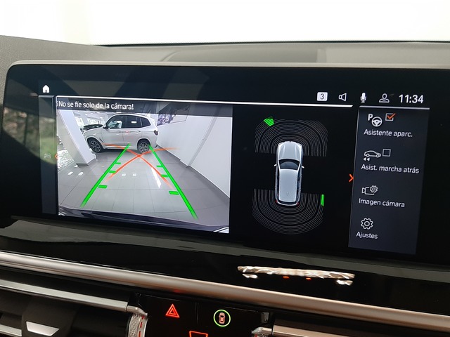 BMW X3 sDrive18d color Negro. Año 2023. 110KW(150CV). Diésel. En concesionario Automoviles Bertolin S.L. de Valencia