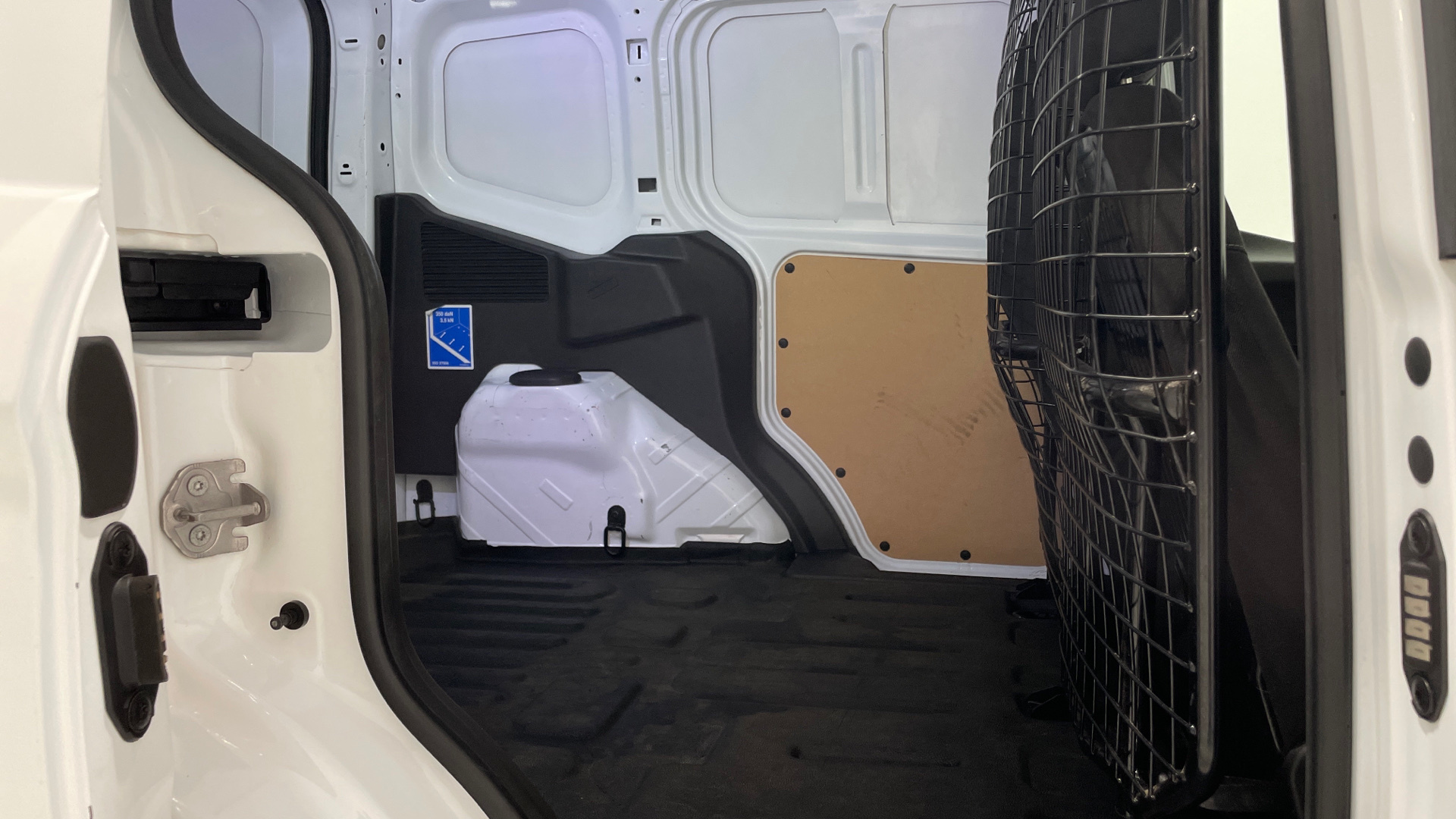 Ford Transit Courier Furgon 1.5 TDCI - 12