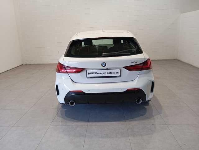 BMW Serie 1 118d color Blanco. Año 2021. 110KW(150CV). Diésel. En concesionario Motor Munich - Terrassa - VO de Barcelona