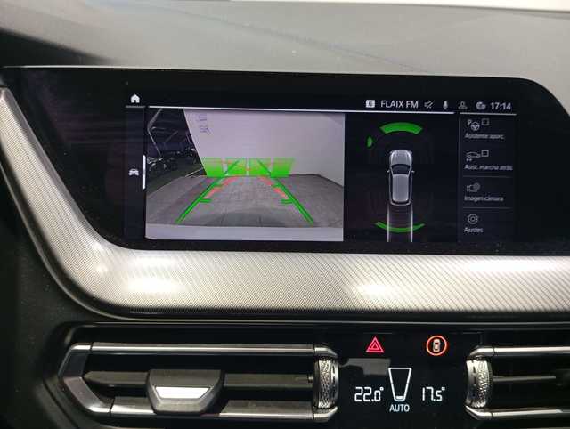 BMW Serie 1 118d color Blanco. Año 2021. 110KW(150CV). Diésel. En concesionario Motor Munich - Terrassa - VO de Barcelona