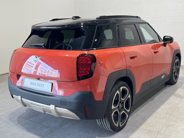 fotoG 3 del MINI MINI Aceman SE 160 kW (218 CV) 218cv Eléctrico del 2024 en Barcelona