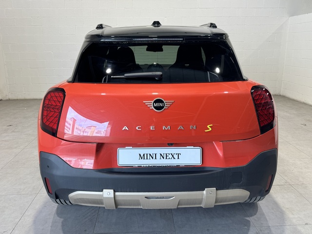 fotoG 4 del MINI MINI Aceman SE 160 kW (218 CV) 218cv Eléctrico del 2024 en Barcelona