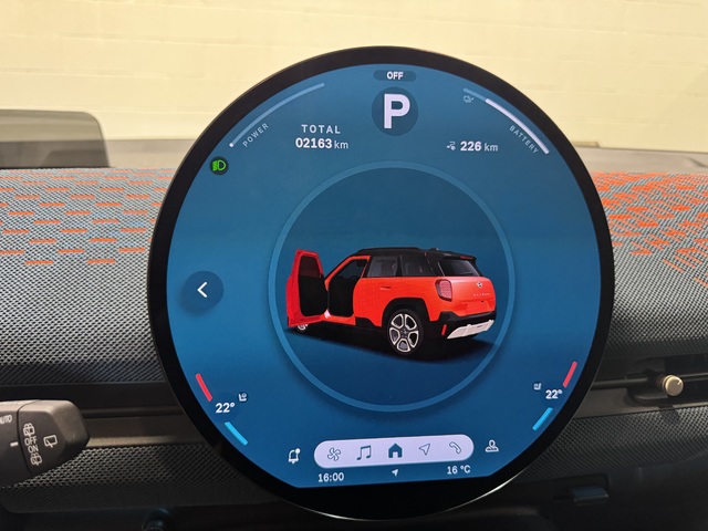 fotoG 15 del MINI MINI Aceman SE 160 kW (218 CV) 218cv Eléctrico del 2024 en Barcelona