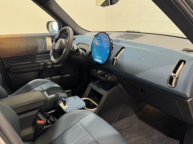 fotoG 7 del MINI MINI Countryman C 125 kW (170 CV) 170cv Gasolina del 2024 en Barcelona