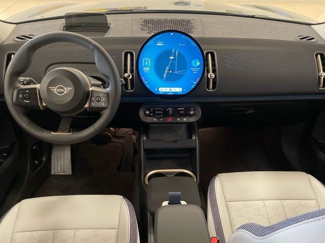 fotoG 6 del MINI MINI Countryman C 125 kW (170 CV) 170cv Gasolina del 2025 en León