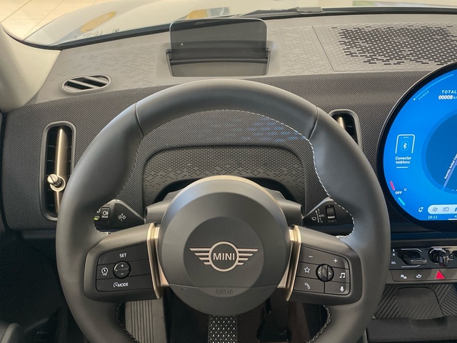 fotoG 16 del MINI MINI Countryman C 125 kW (170 CV) 170cv Gasolina del 2025 en León