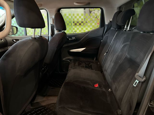 Nissan Navara PickUp 2.3 dCi Doble Cabina N-Connecta 4X4 AT 140 kW (190 CV)