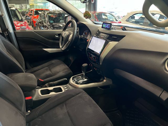 Nissan Navara PickUp 2.3 dCi Doble Cabina N-Connecta 4X4 AT 140 kW (190 CV)
