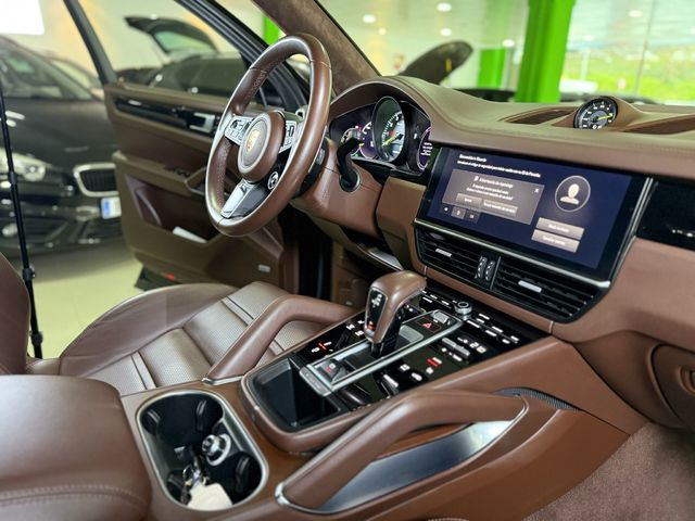 Porsche Cayenne Turbo S E-Hybrid 500 kW (680 CV)