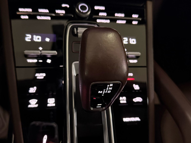 Porsche Cayenne Turbo S E-Hybrid 500 kW (680 CV)