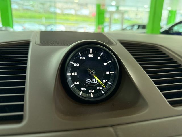 Porsche Cayenne Turbo S E-Hybrid 500 kW (680 CV)