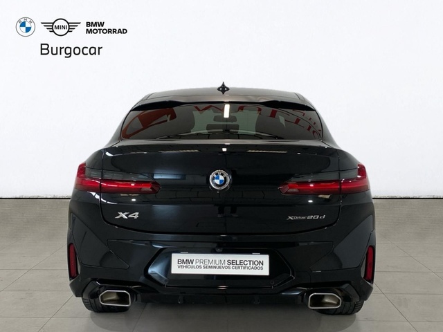BMW X4 xDrive20d color Negro. Año 2022. 140KW(190CV). Diésel. En concesionario Burgocar (Bmw y Mini) de Burgos