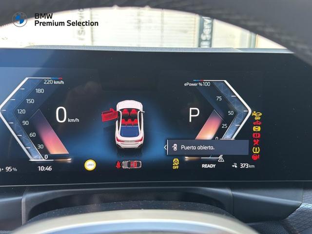 BMW i4 eDrive40 color Blanco. Año 2025. 250KW(340CV). Eléctrico. En concesionario Ceres Motor S.L. de Cáceres